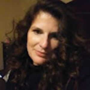 Meet your Posher, Raquel